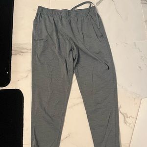 Nike yoga jogger